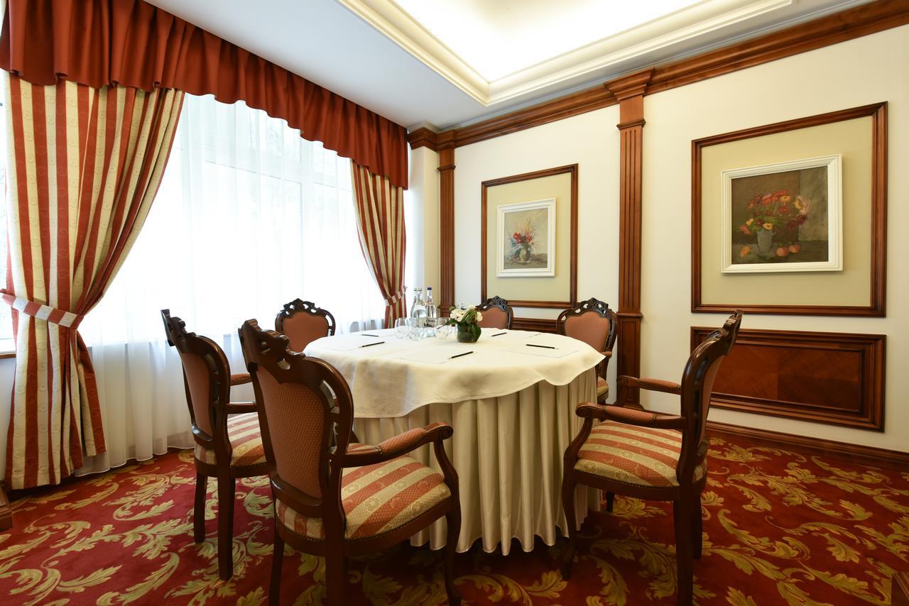 Hotel Belvedere Braila Exterior photo